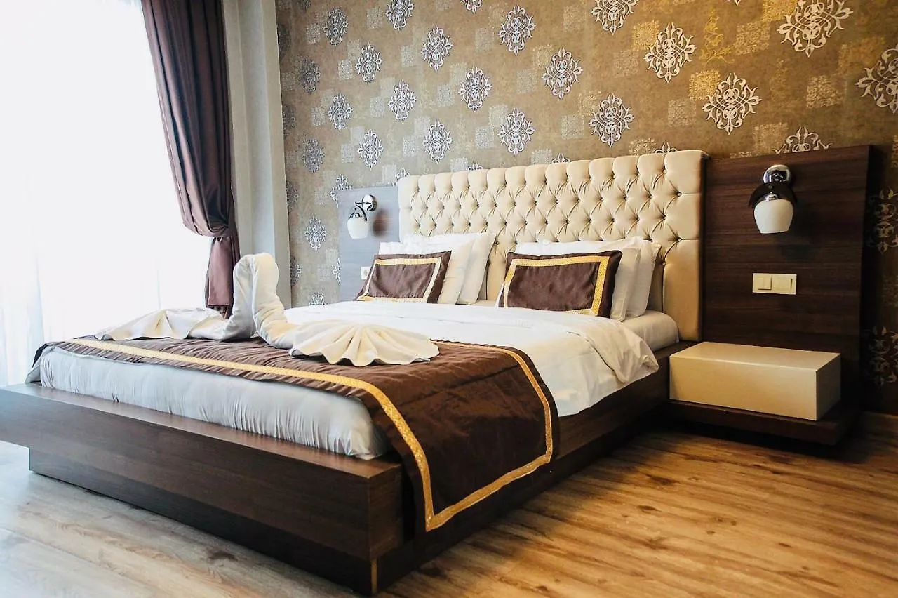 شقة جولف رويال ريزيدنس اسطنبول